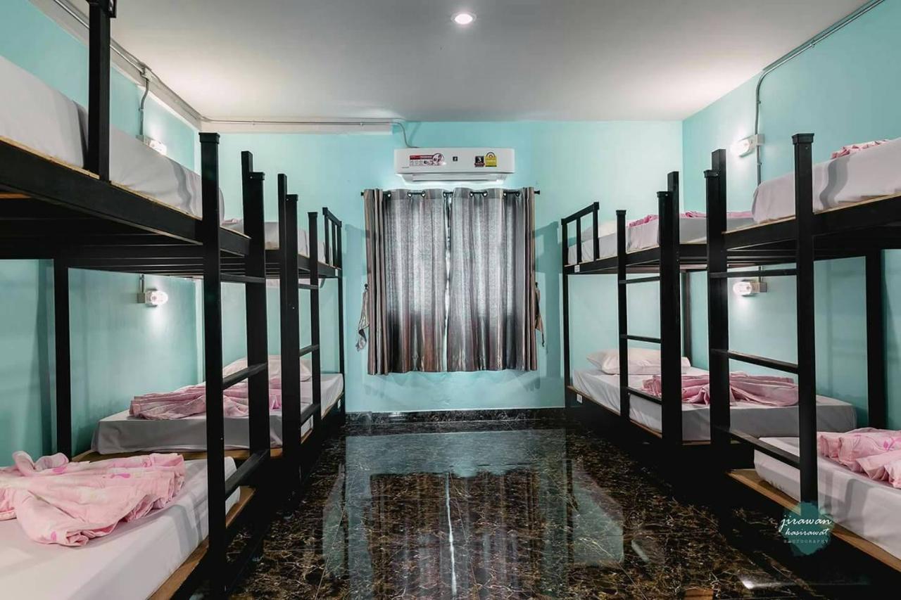 The Guest Hotel Krabi Bagian luar foto