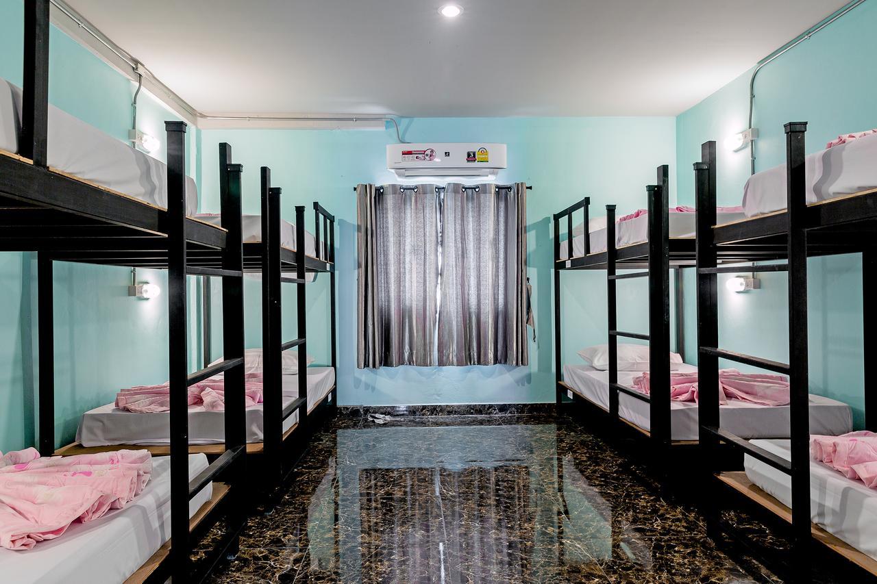 The Guest Hotel Krabi Bagian luar foto